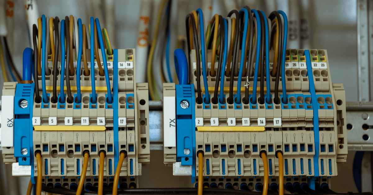 تعمیر و رفع اتصالی برق خانه 09121507825 تعمیر و رفع اتصالی برق خانه 09121507825