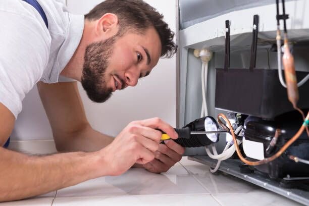 تعمیر یخچال فریزر شبانه روزی-09121507825