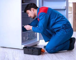 تعمیرات یخچال فوری و تضمینی-09121507825