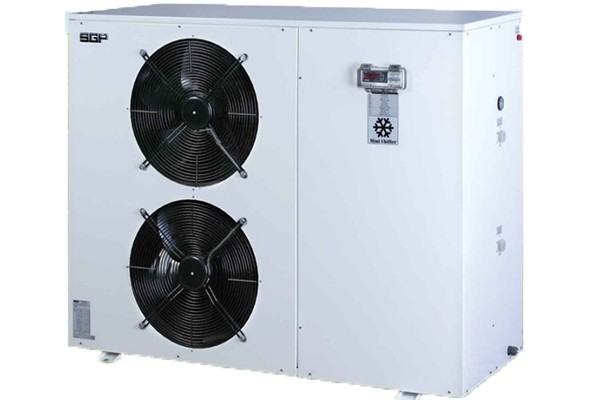 مرکز تخصصی عیب یابی چیلر-09121507825