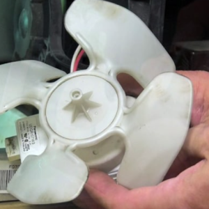 تعمیر و عیب یابی فن یخچال-09121507825