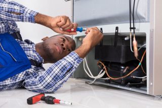 تعمیر تخصصی یخچال در منزل-09121507825