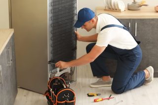 تعمیرات یخچال_اعزام فوری تکنسین-09121507825