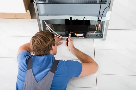 اعزام فوری تعمیرکار یخچال-09121507825
