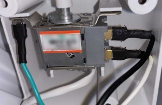 تعمیر اختلال در عملکرد ترموستات یخچال فریزر- 09121507825