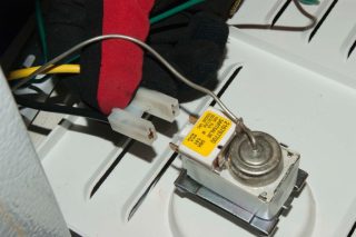 تنظیم ترموستات یخچال ویترینی- 09121507825