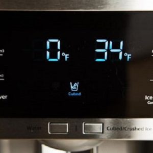 رفع مشکل خاموش شدن صفحه نمایش یخچال فریزر-09121507825