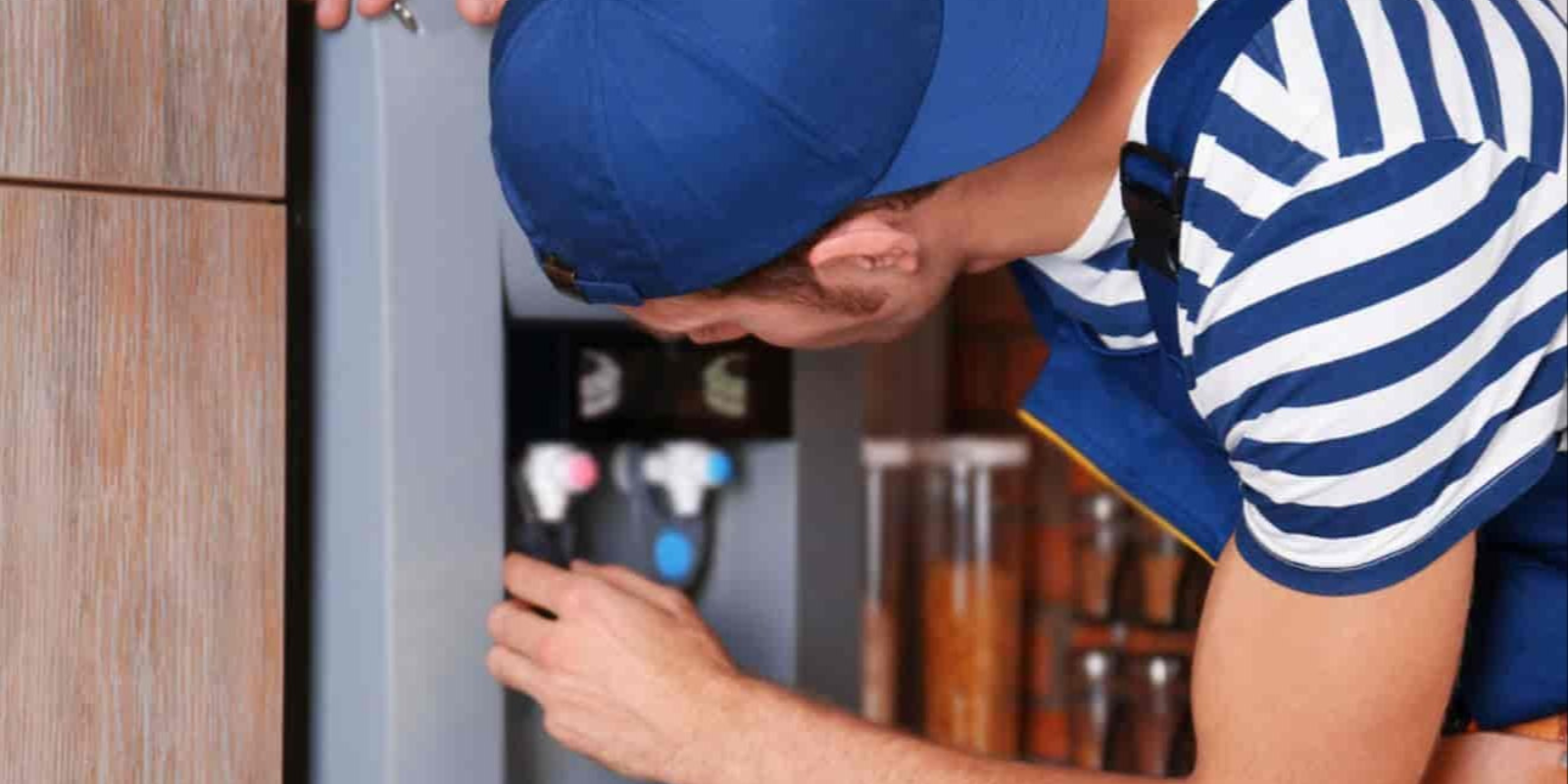 تعمیر تخصصی آبسردکن سام-09121507825