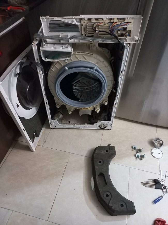 تعمیر نقص فنی موتور ماشین لباسشویی-09121507825